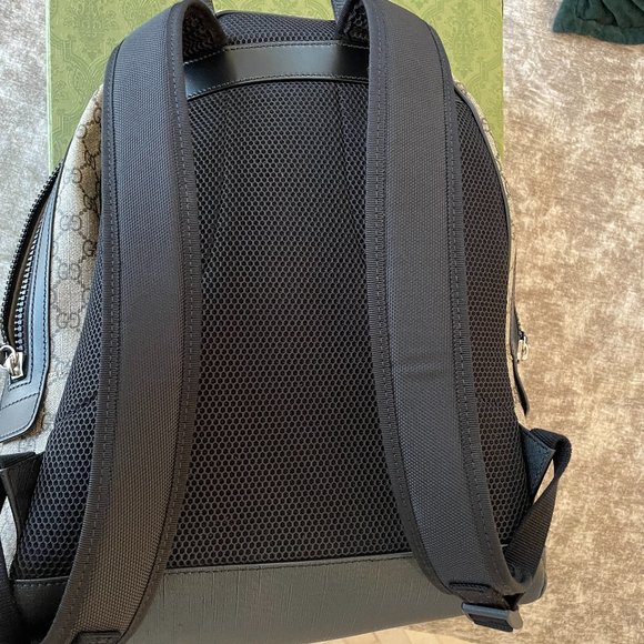 GUCCI GG Supreme Backpack--LIKE NEW--PRISTINE CONDITION main image 15